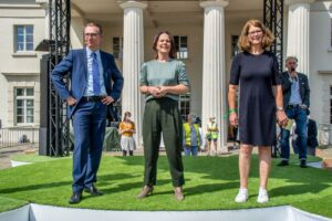 Daniel Fuhrhop, Annalena Baerbock, Susanne Menge (Foto: Thorsten Duhn)