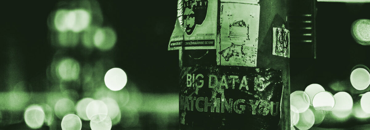 Foto „Big data is watching you“ (gpjvRZyavZc) von ev @ Unsplash