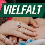 Vielfaltspolitische Veranstaltung (Foto „Hände“ von Hannah Busing @ Unsplash, Foto „Greta Garlichs“ von Sven Brauers | BÜNDNIS 90/DIE GRÜNEN LV Niedersachsen)