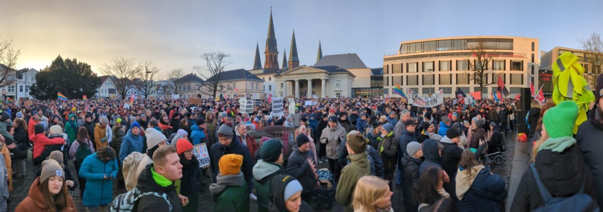 Foto Kundgebung „Demokratie verteidigen – Gemeinsam gegen Rechts!“, Oldenburg, 20.01.2024